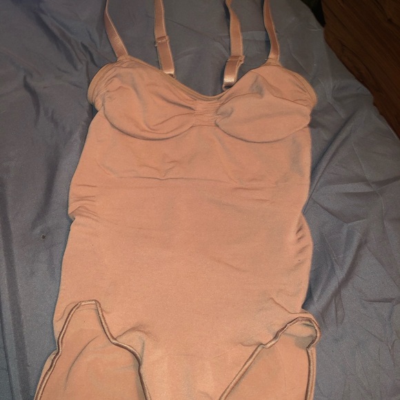 Sold - Picture 4 of 6